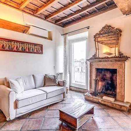 Flat With Lovely Views Near Piazza Navona * 罗马
