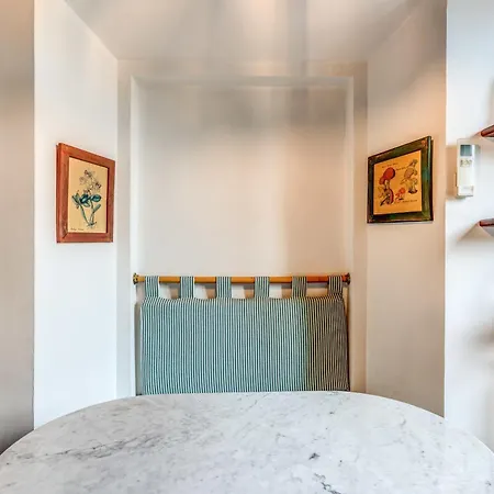 Apartment Flat With Lovely Views Near Piazza Navona