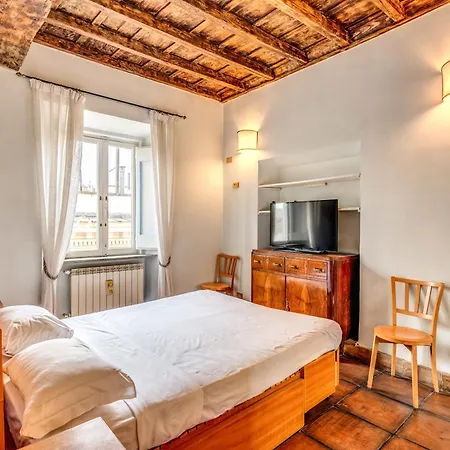 Flat With Lovely Views Near Piazza Navona Appartamento