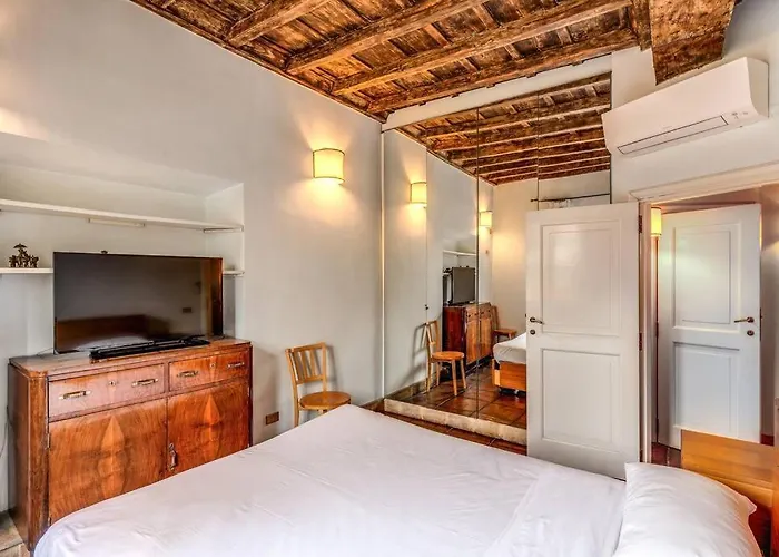 Flat With Lovely Views Near Piazza Navona Appartement