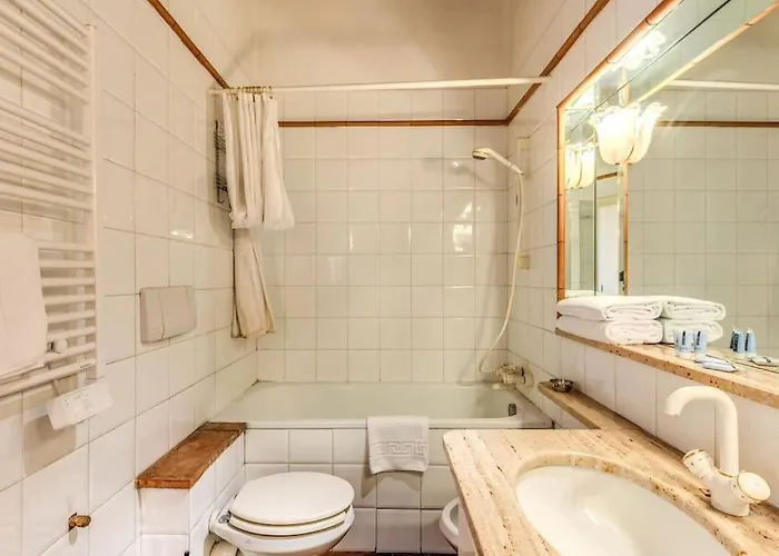 Flat With Lovely Views Near Piazza Navona *