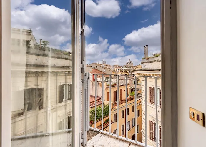 Flat With Lovely Views Near Piazza Navona * Rome