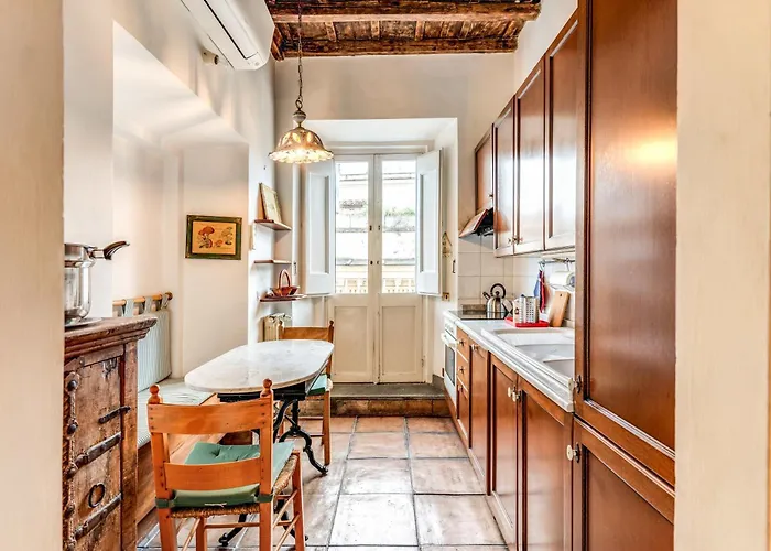 Flat With Lovely Views Near Piazza Navona Appartement